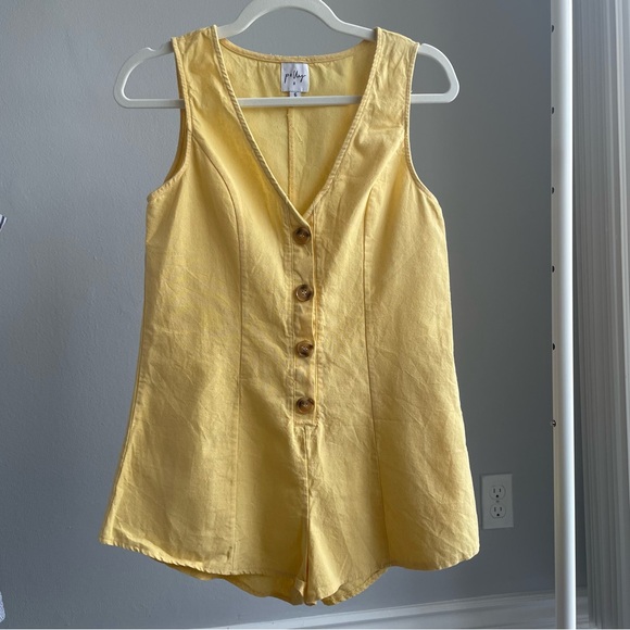 Princessp Polly Linen Button Front Sleeveless Romper / Playsuit in Butter Yellow - Picture 4 of 7